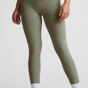 Beyond Yoga Green Leggings - Women’s Size XL